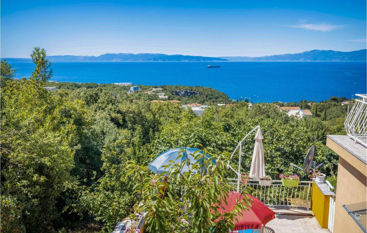 Amazing Apartment In Kostrena With 1 Bedrooms And Wifi 外观 照片