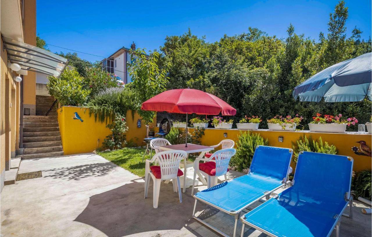 Amazing Apartment In Kostrena With 1 Bedrooms And Wifi 外观 照片